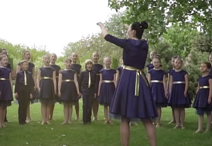 ukrainian kids choir singing
